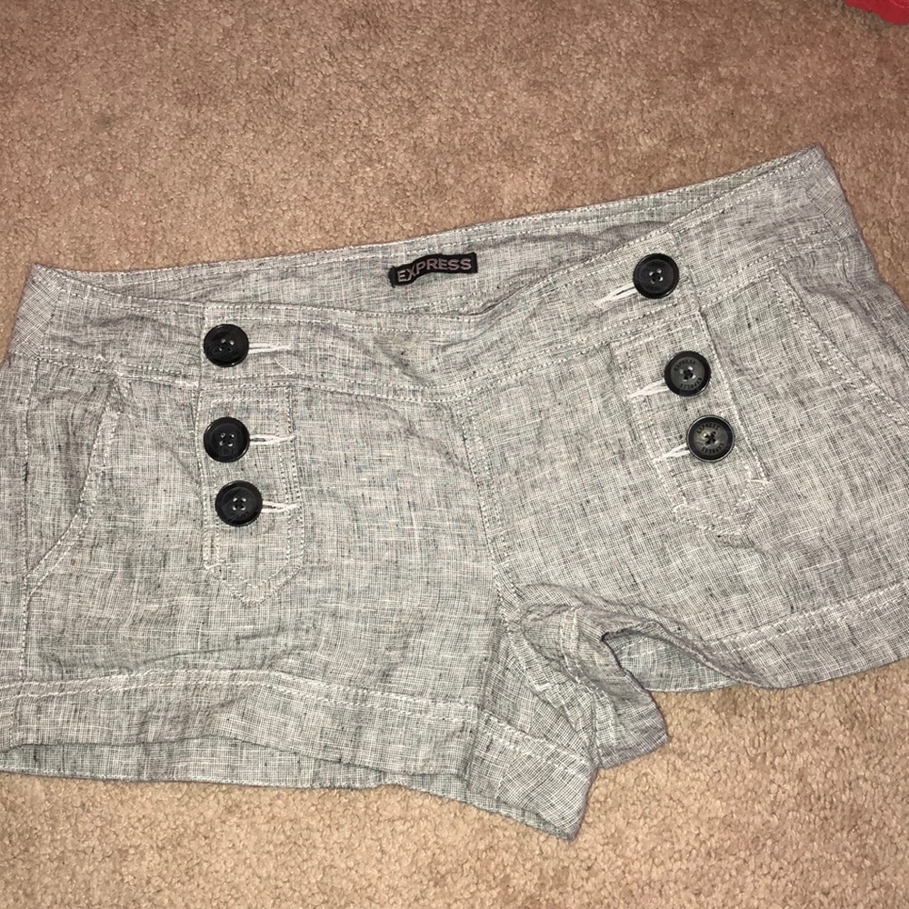 Express short-shorts